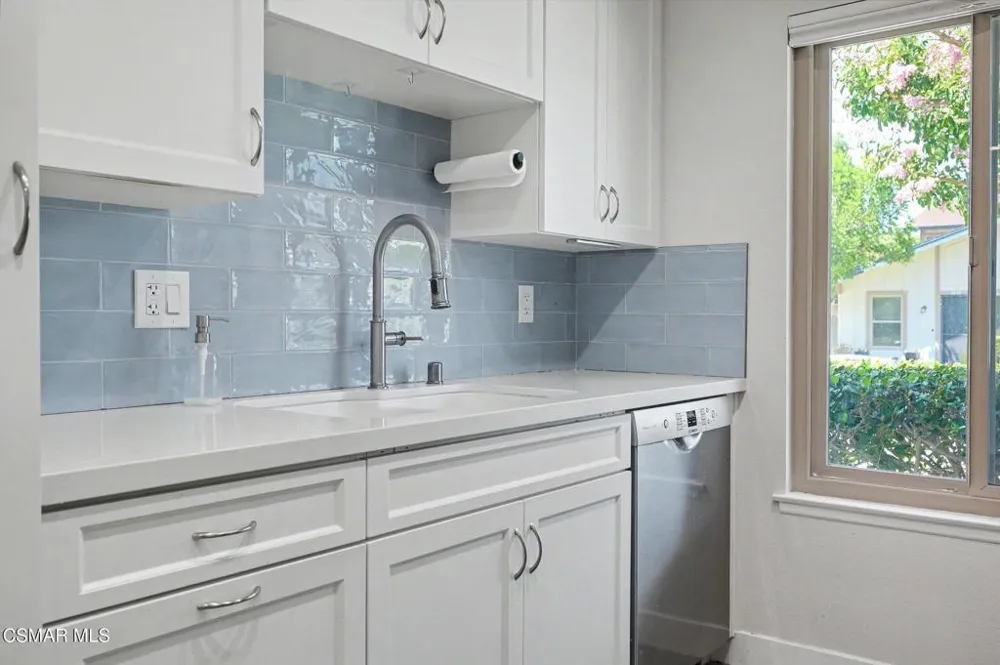 1694 Tiburon Court Thousand Oaks, CA 91362