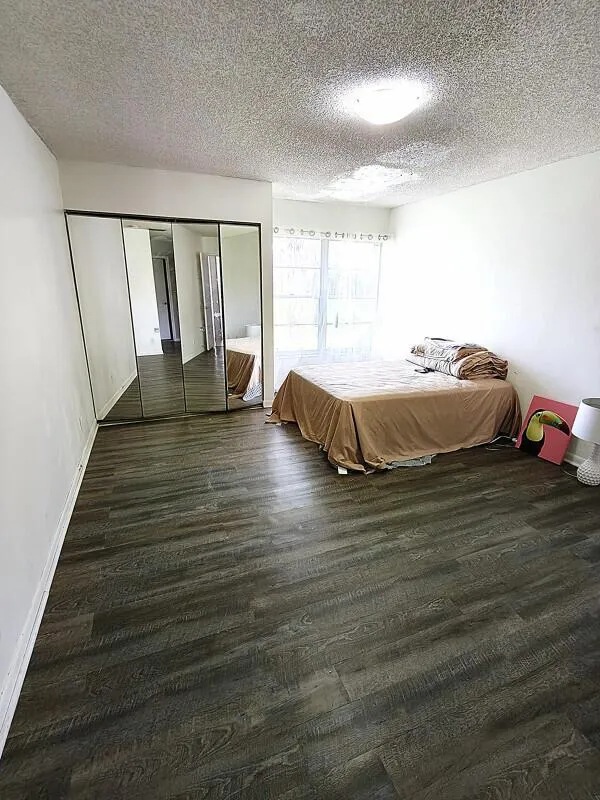 15747 Woodgate Place Sunrise, FL 33326
