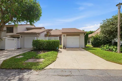 6676 Canary Palm Circle #19