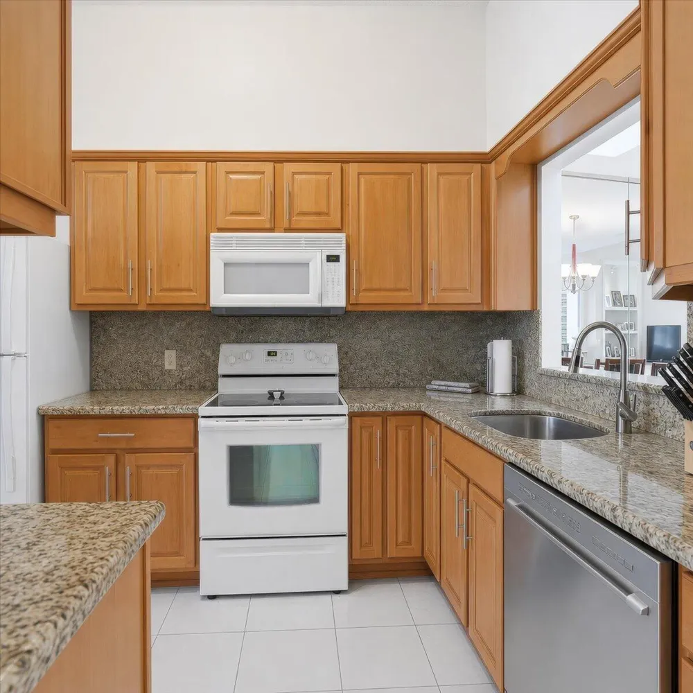 6676 Canary Palm Circle #19 Boca Raton, FL 33433
