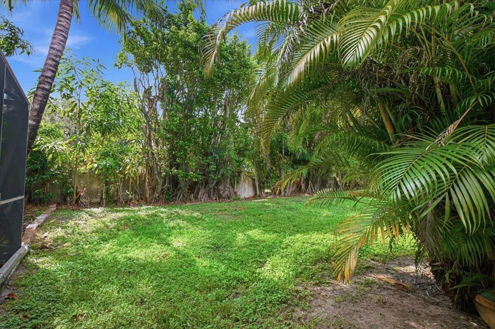 6676 Canary Palm Circle #19 Boca Raton, FL 33433