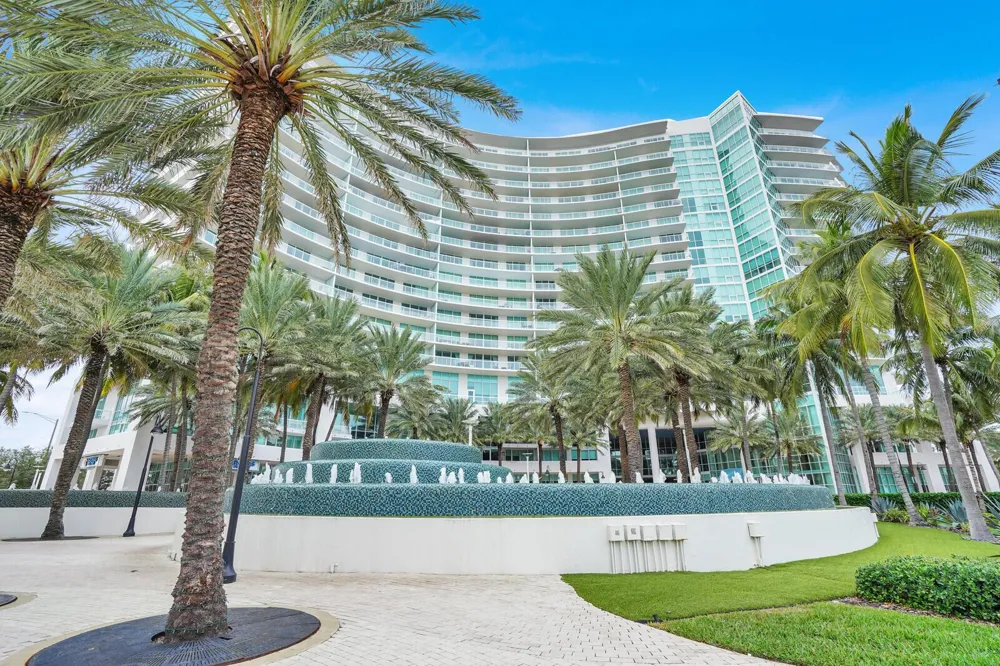 1 Ocean Boulevard #814 Pompano Beach, FL 33062