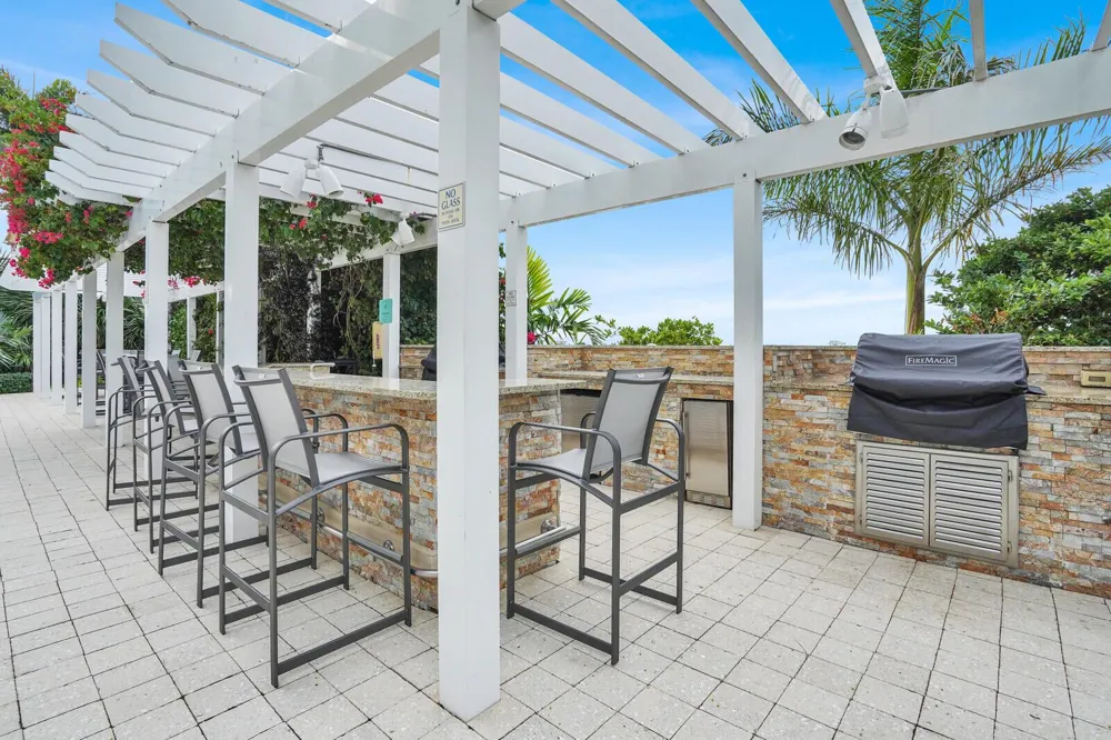 1 Ocean Boulevard #814 Pompano Beach, FL 33062