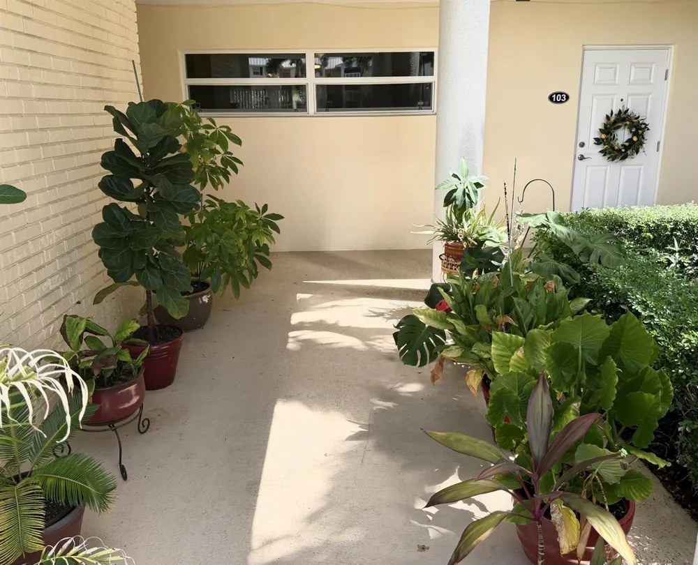 16 Colonial Club Drive #103 Boynton Beach, FL 33435