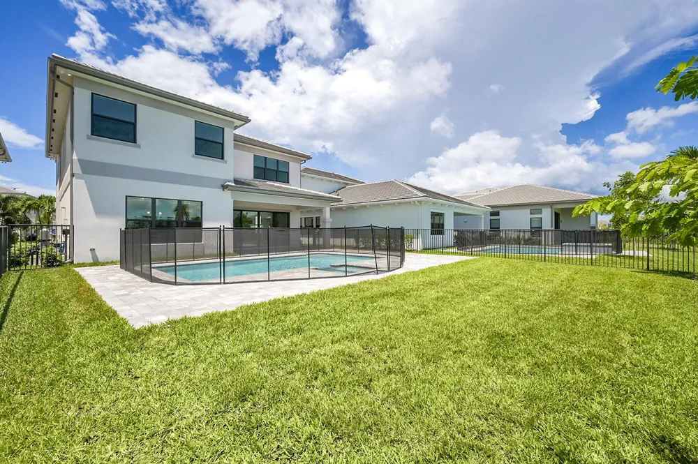 13198 Feathering Way Palm Beach Gardens, FL 33412