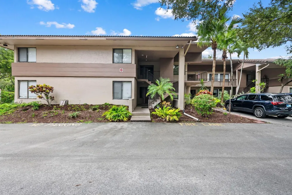 9503 NW 2ND PLACE #3-B Coral Springs, FL 33071