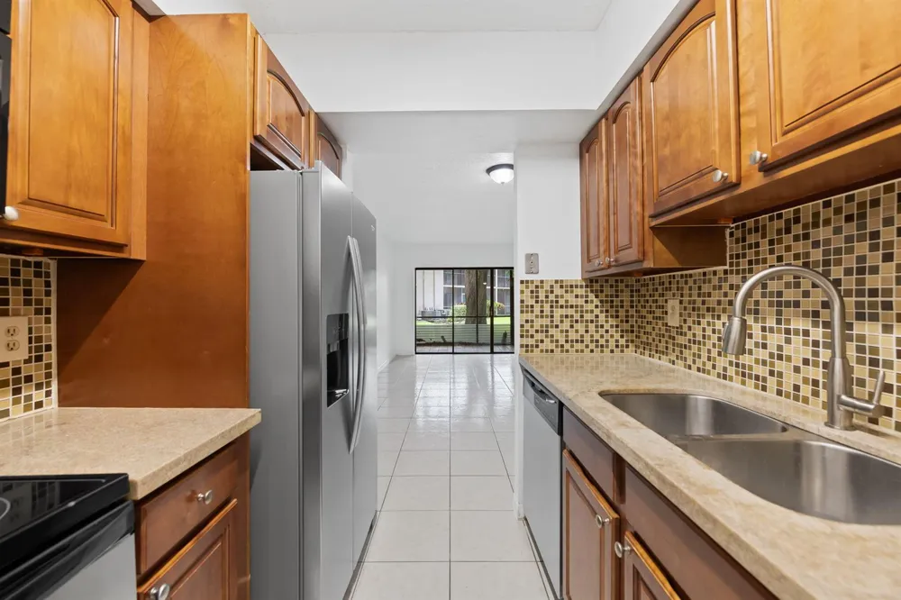 9503 NW 2ND PLACE #3-B Coral Springs, FL 33071