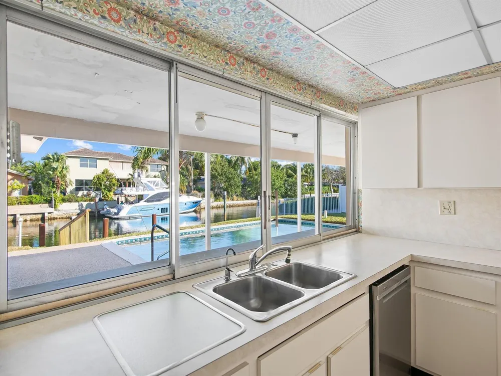 4110 NE 24TH AVENUE Lighthouse Point, FL 33064
