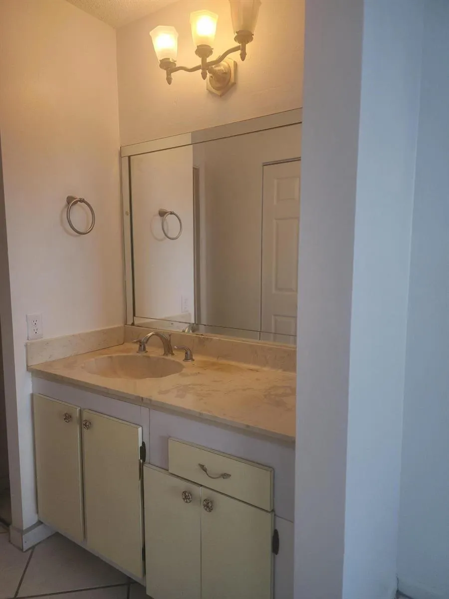 9301 LIME BAY BOULEVARD #306 Tamarac, FL 33321