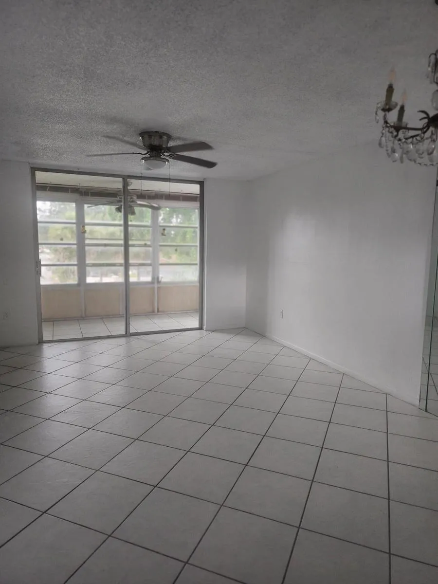 9301 LIME BAY BOULEVARD #306 Tamarac, FL 33321
