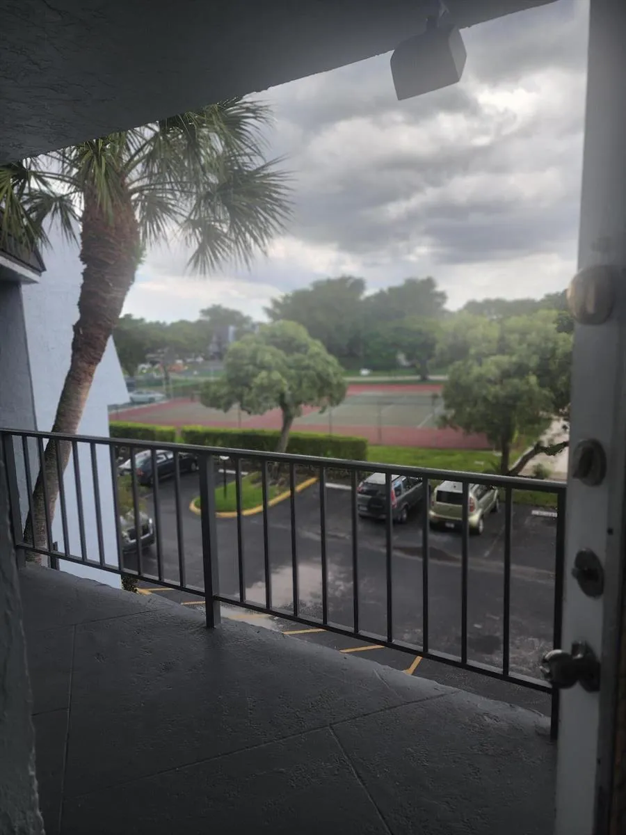 9301 LIME BAY BOULEVARD #306 Tamarac, FL 33321