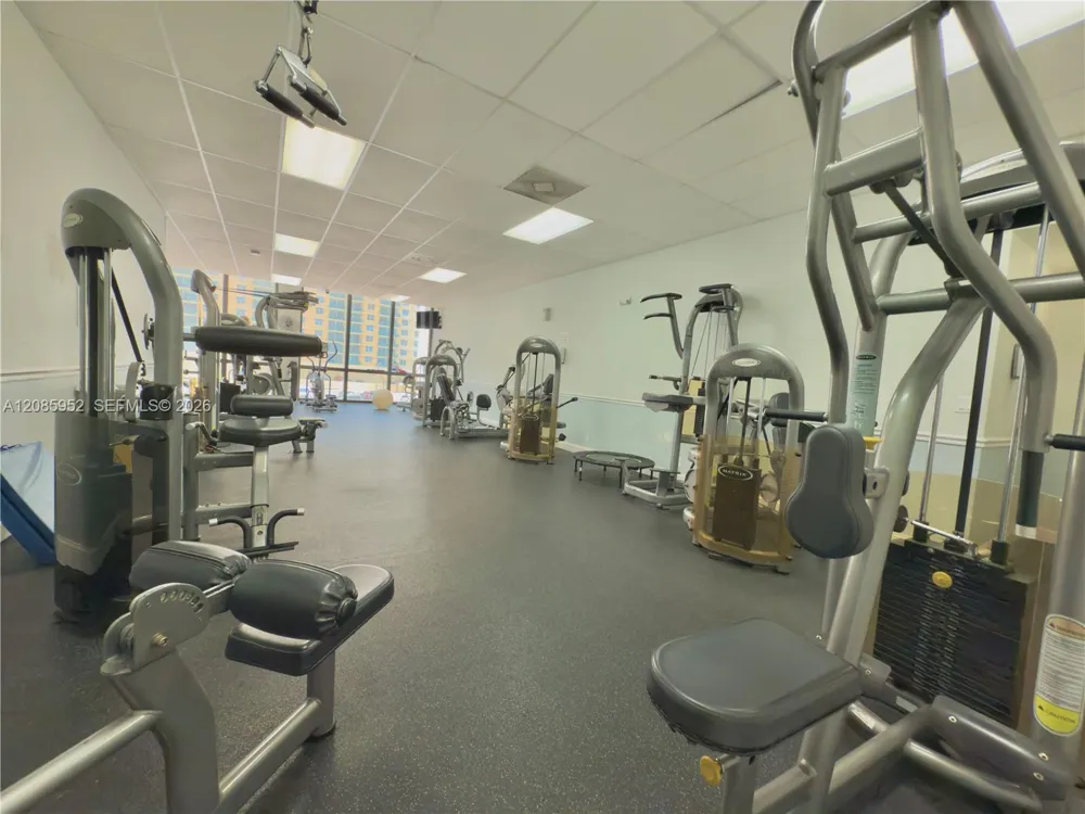 2401 S Ocean Dr #1702 Hollywood, FL 33019