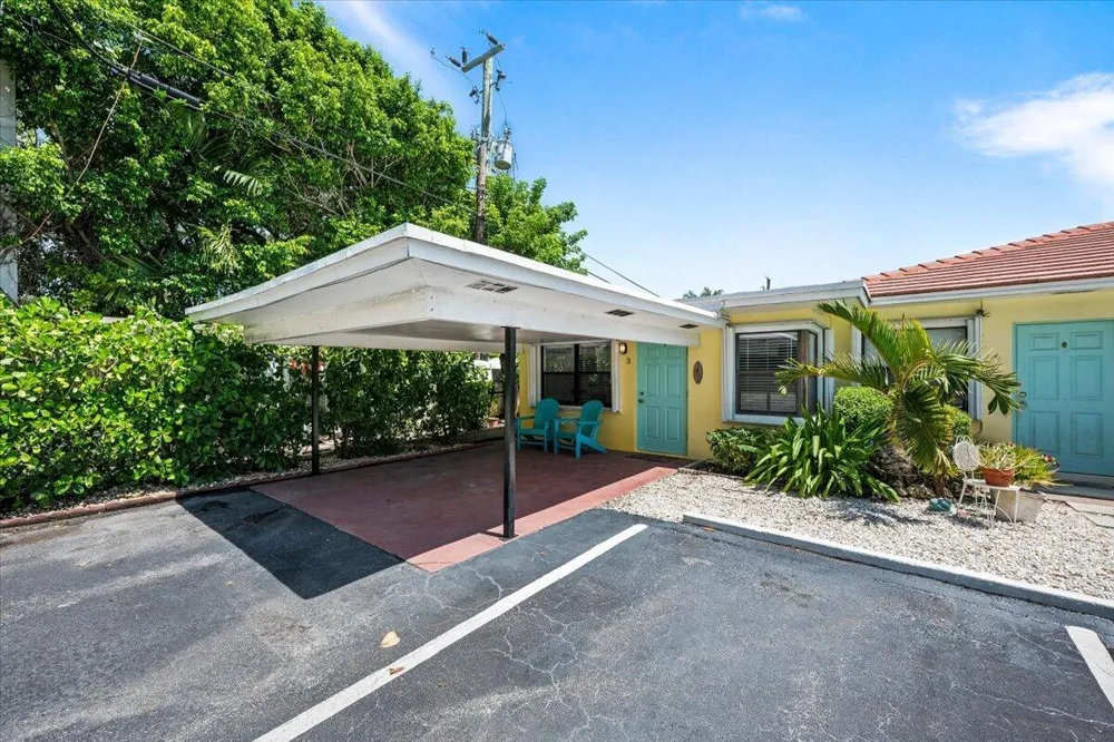 1 TROPICAL DRIVE #3 Ocean Ridge, FL 33435
