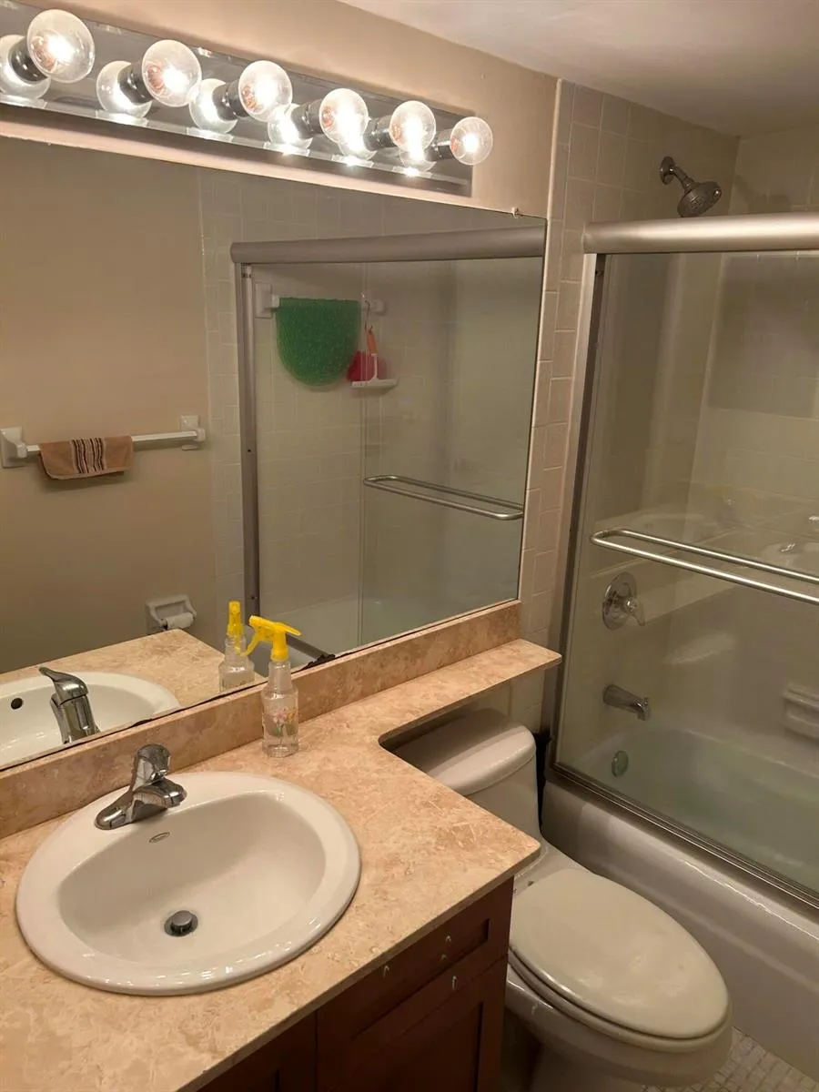 651 E Woolbright Road #303 Boynton Beach, FL 33435