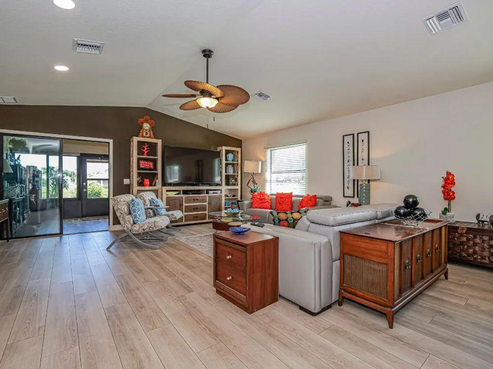 37 ARBOLES DEL NORTE Fort Pierce, FL 34951