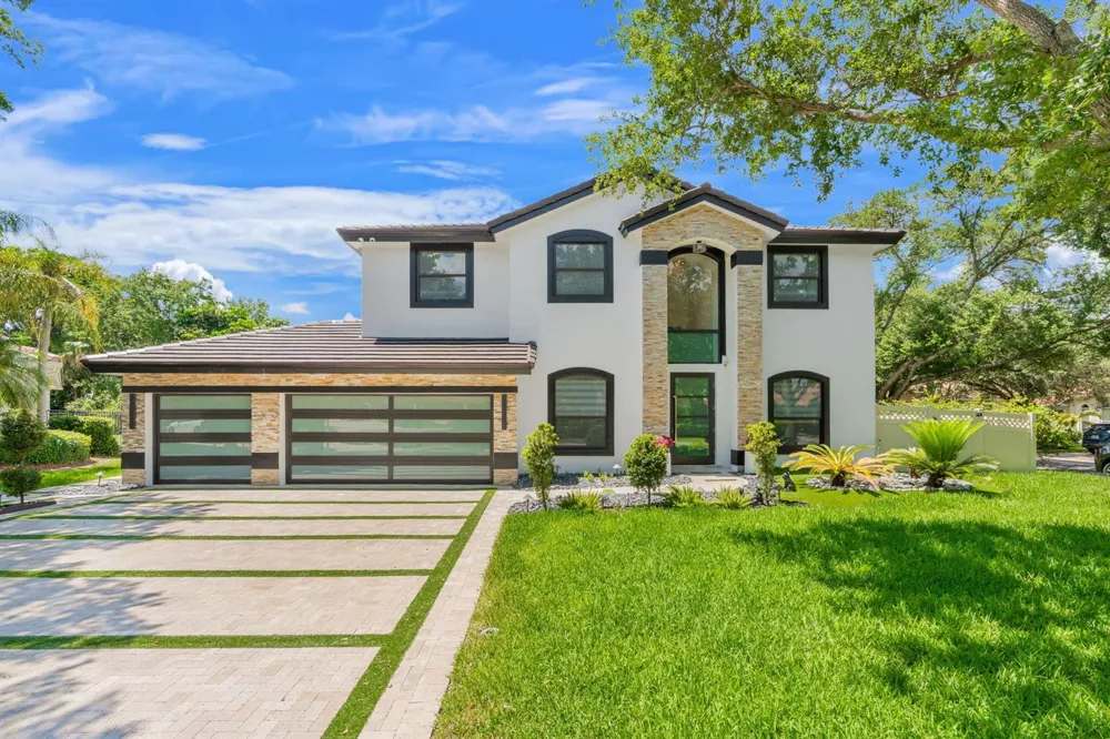 1254 NW 102ND WAY Coral Springs, FL 33071