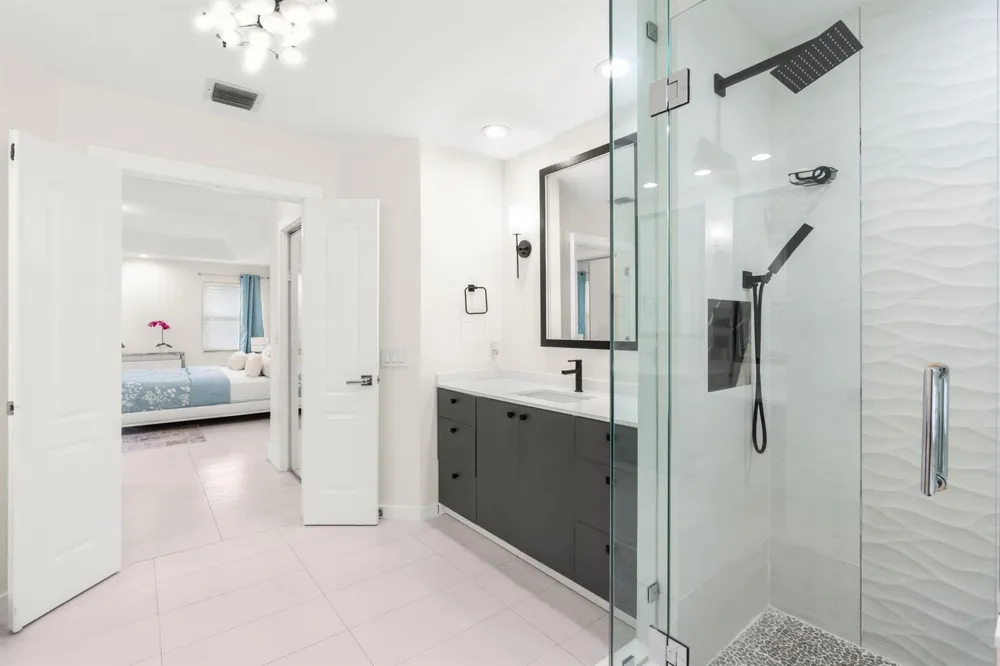 1254 NW 102ND WAY Coral Springs, FL 33071