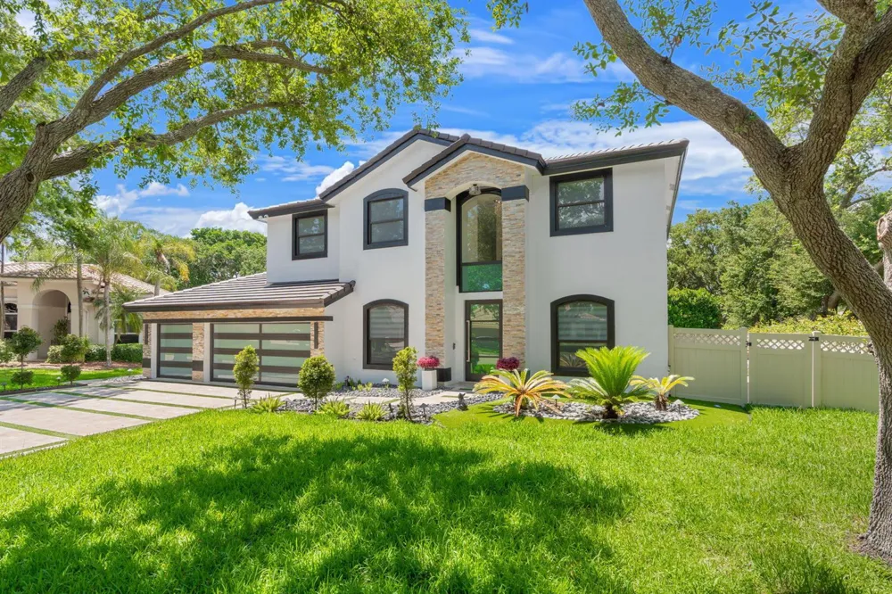 1254 NW 102ND WAY Coral Springs, FL 33071