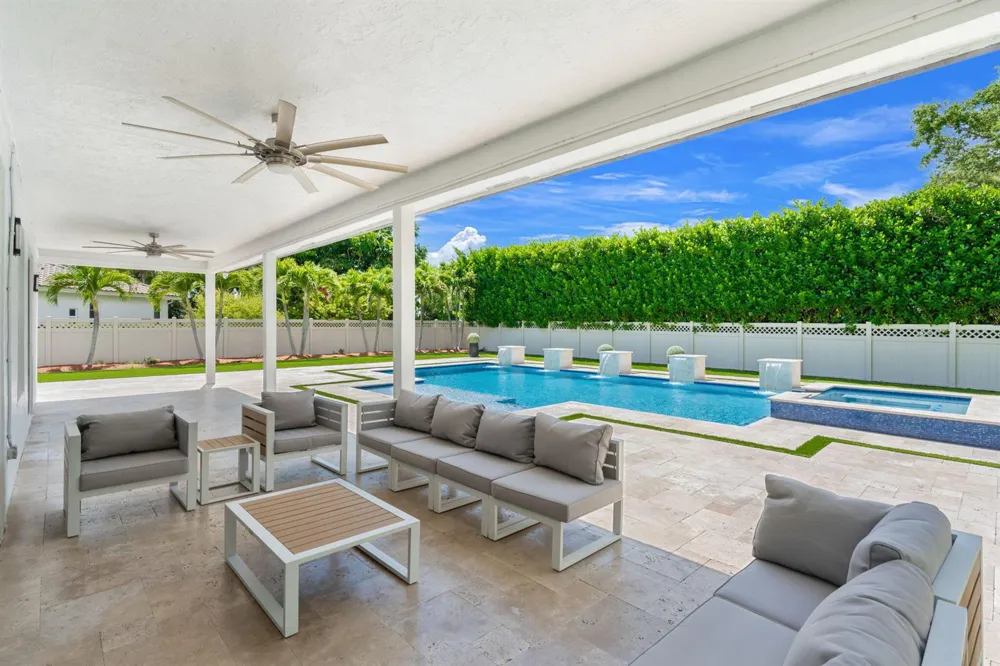 1254 NW 102ND WAY Coral Springs, FL 33071