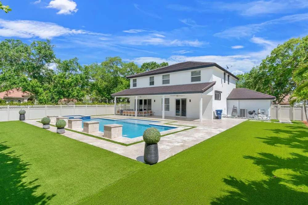 1254 NW 102ND WAY Coral Springs, FL 33071