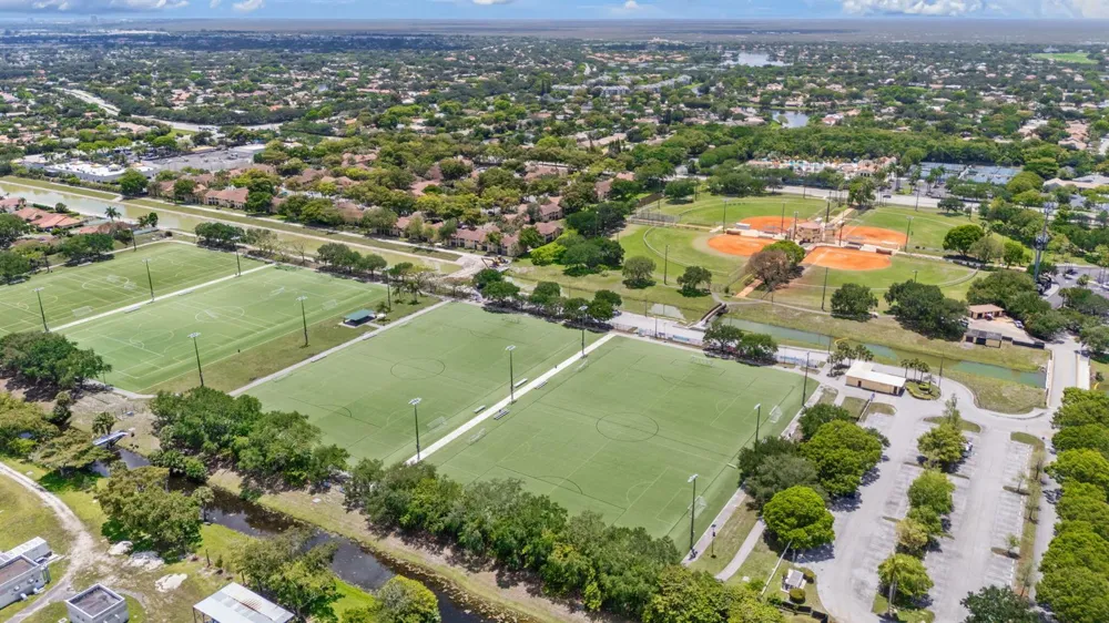 1254 NW 102ND WAY Coral Springs, FL 33071