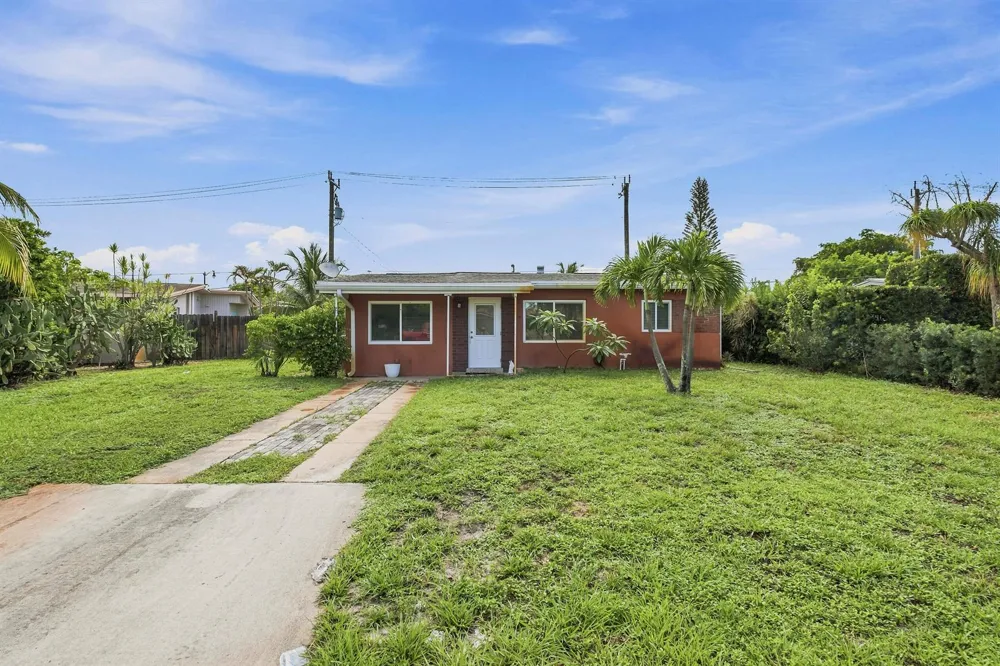 3180 NE 13th Avenue Pompano Beach, FL 33064
