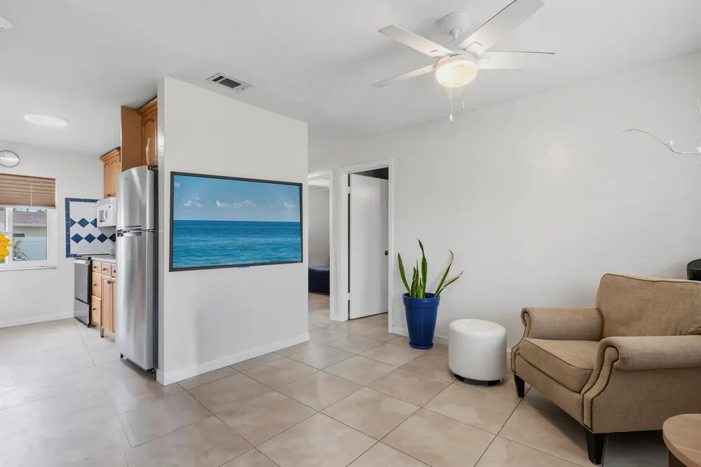 3180 NE 13th Avenue Pompano Beach, FL 33064