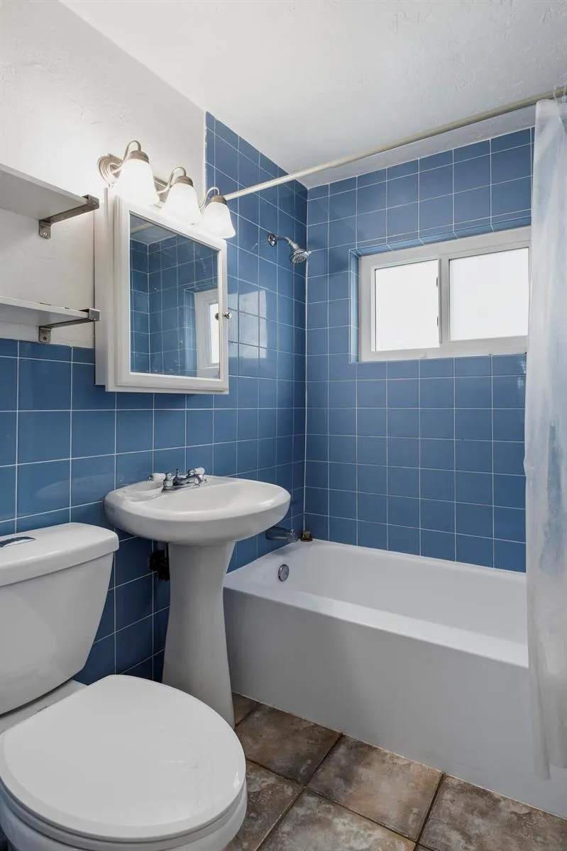 3180 NE 13th Avenue Pompano Beach, FL 33064