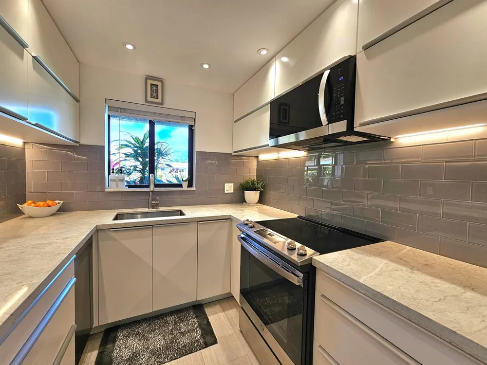3204 SE 11TH STREET #106 Pompano Beach, FL 33062