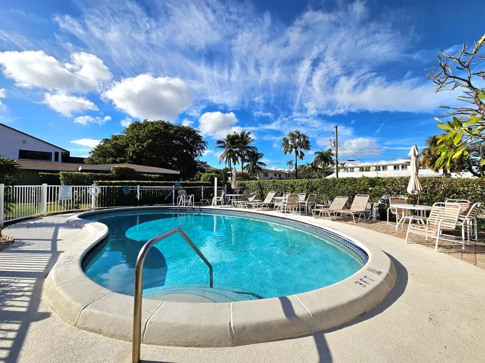 3204 SE 11TH STREET #106 Pompano Beach, FL 33062