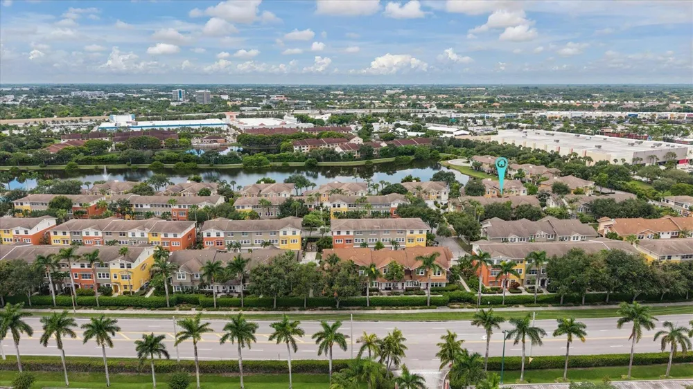 950 Marina Del Ray Lane #4 West Palm Beach, FL 33401