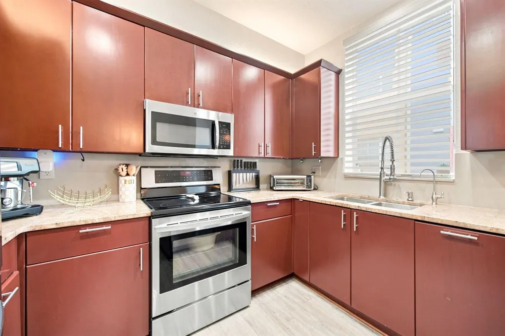 506 NE 7TH AVENUE ##1 Fort Lauderdale, FL 33301