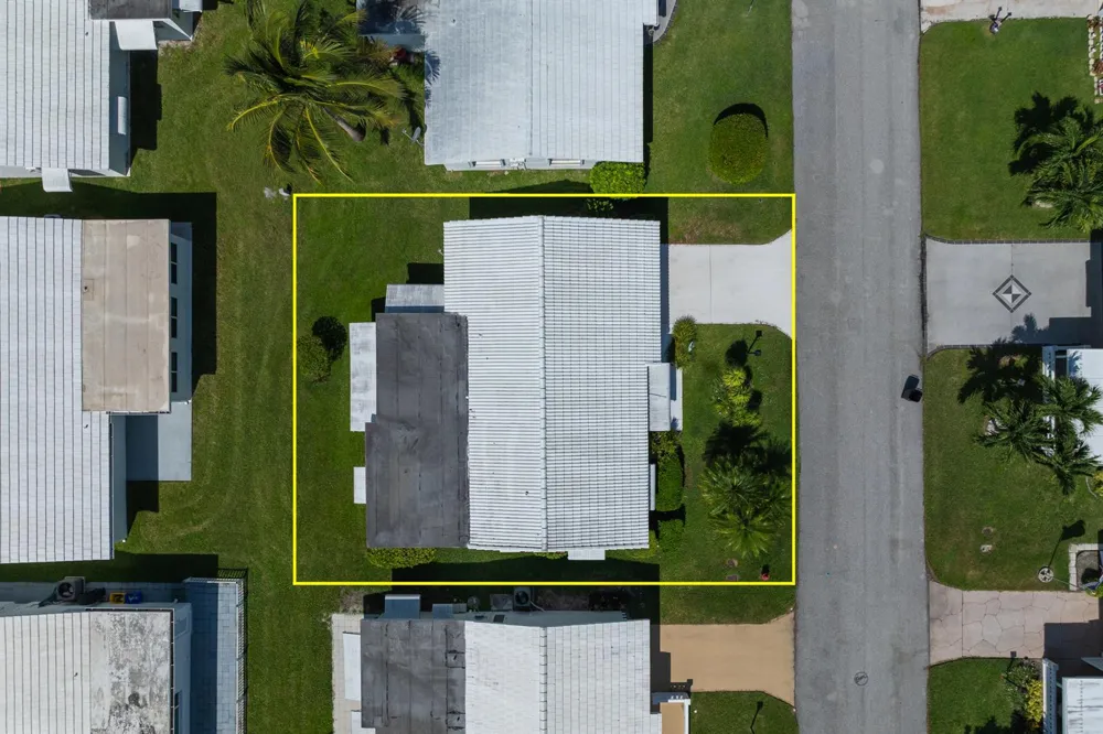 1100 Siesta Avenue Boynton Beach, FL 33426