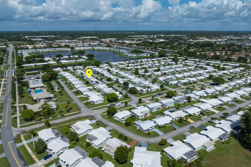 1100 Siesta Avenue Boynton Beach, FL 33426