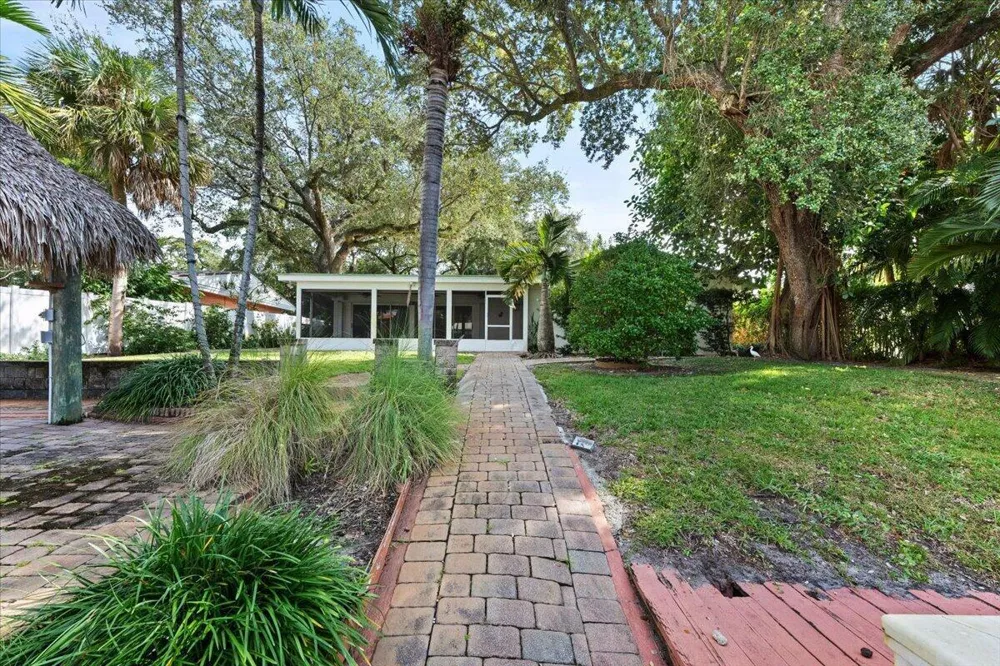 12831 S Shore Drive Palm Beach Gardens, FL 33410