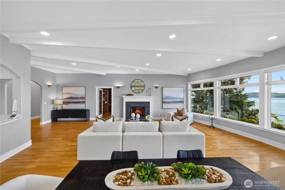 11064 Marine Drive Anacortes, WA 98221