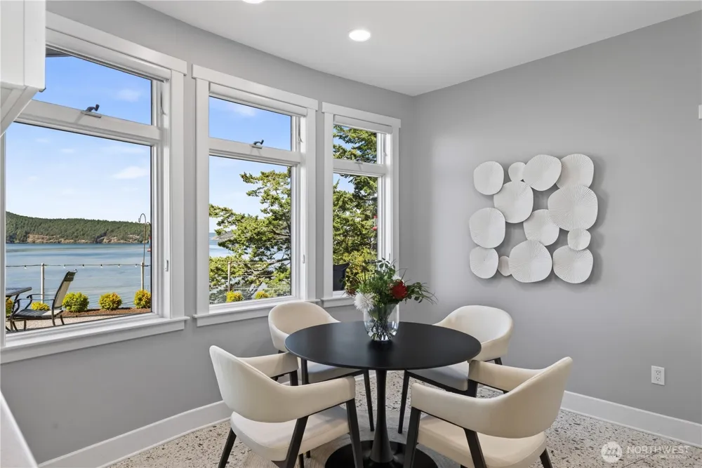 11064 Marine Drive Anacortes, WA 98221