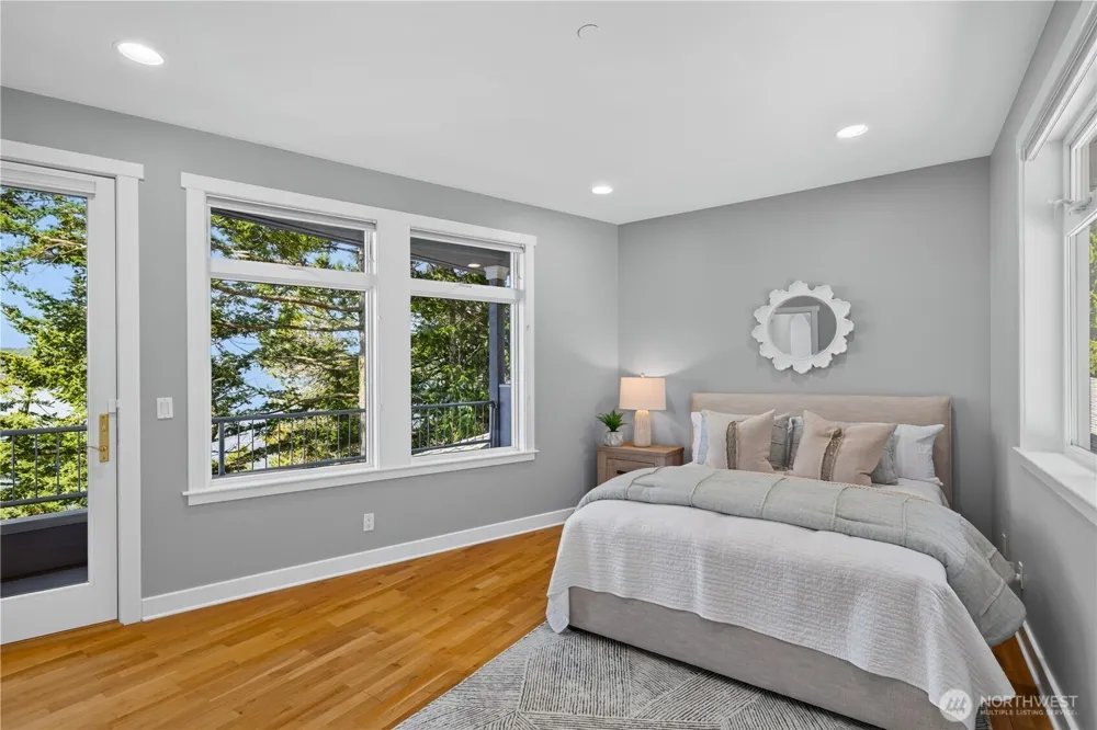 11064 Marine Drive Anacortes, WA 98221