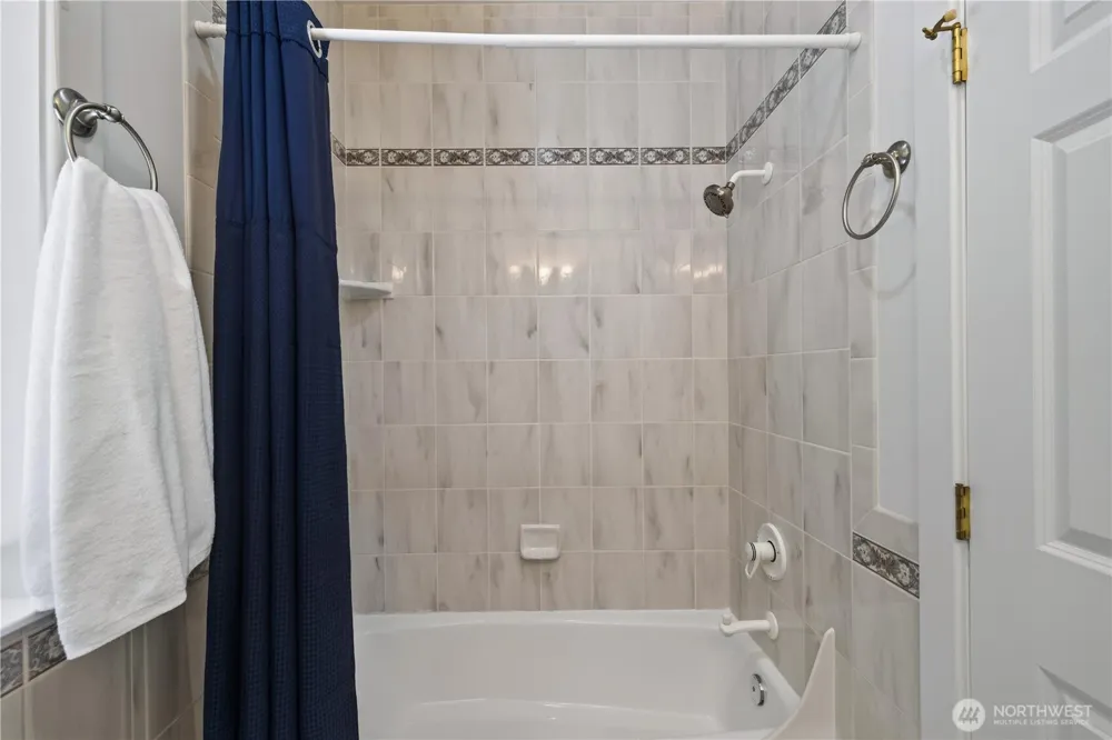11064 Marine Drive Anacortes, WA 98221