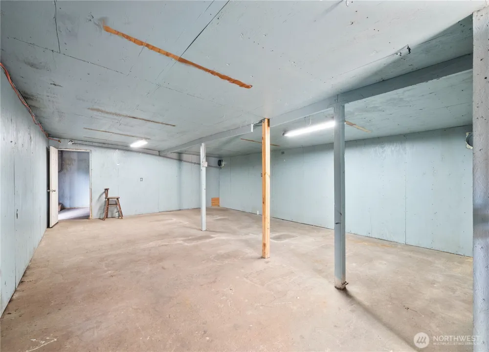 35821 Military Road S Auburn, WA 98001