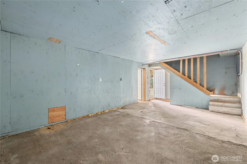 35821 Military Road S Auburn, WA 98001