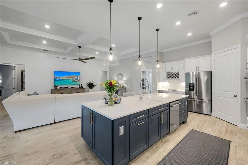 9583 Curlew Drive Naples, FL 34120