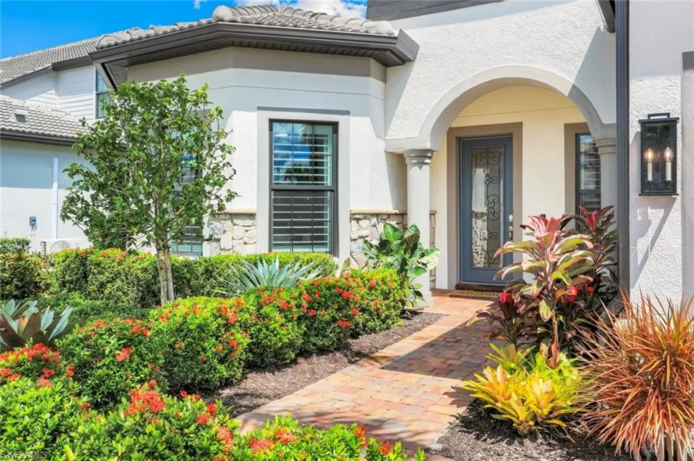 9583 Curlew Drive Naples, FL 34120