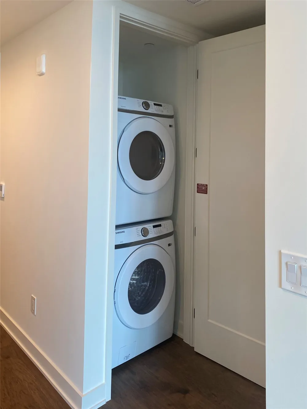 84 East Avenue #2307 Austin, TX 78701