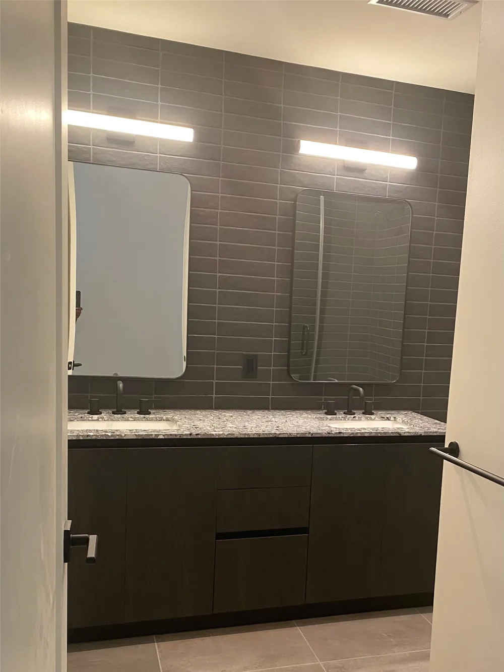 84 East Avenue #2307 Austin, TX 78701