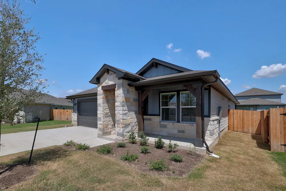 105 Fossil Drive Kyle, TX 78640