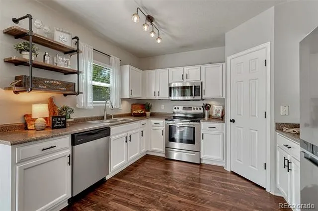 6201 Scottsbluff Drive Colorado Springs, CO 80923
