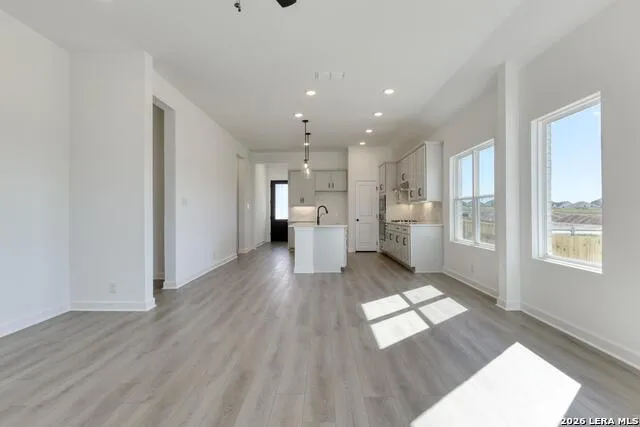 1243 Higgins Cove San Antonio, TX 78245