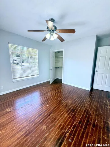 127 CYRIL DR San Antonio, TX 78218