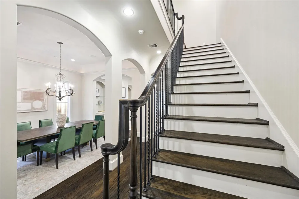 2145 Fairview Avenue Houston, TX 77019